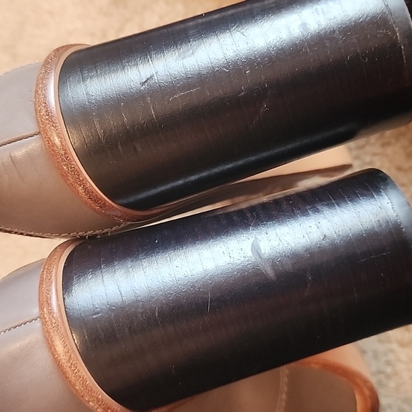 Chloe Leather Pumps - Picture 16 of 16